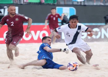Bielorrusia aplasta 12-3 a Guatemala y queda fuera del Mundial de Fútbol Playa 2025
