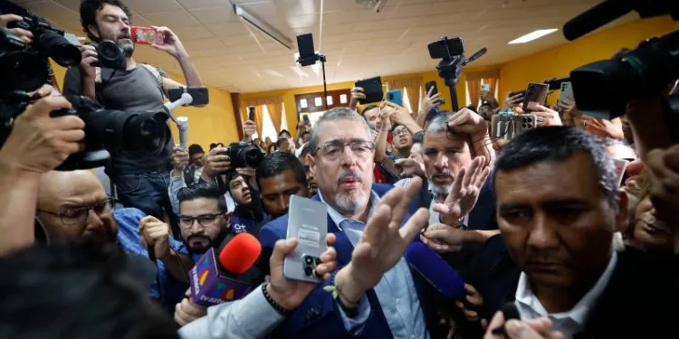 Bernardo Arévalo celebra el Día de la Libertad de Prensa en un país aún marcado por amenazas al periodismo