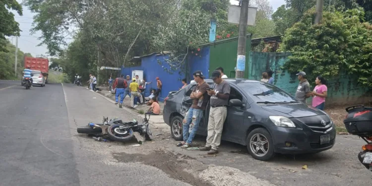 Presidenta de Honduras anuncia restricciones y apoyo económico ante alarmante aumento de accidentes en motocicletas