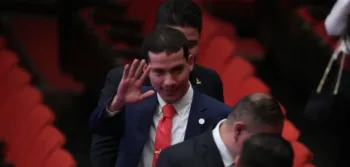 Miguel Martínez, Miguelito, pareja del expresidente Alejandro Giammattei, a quien le inmovilizaron 6 propiedades que habrían sido adquiridas con dinero de origen dudoso.
