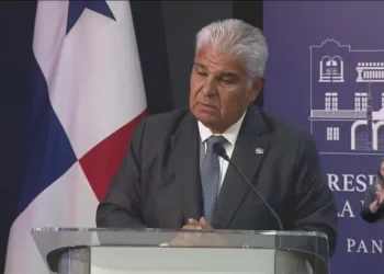 Mulino reafirma que no derogará ley del Seguro Social y lanza advertencia a sindicatos