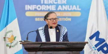 Fiscal general de Guatemala defiende su gestión, rechaza críticas y desafía a rivales en informe anual: “No hay marcha atrás”