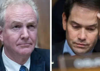 Tensión política al desatarse choque entre secretario de Estado y senador por caso salvadoreño y relación con Bukele