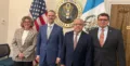 Gobierno de Guatemala inicia diálogo con representante comercial de EEUU para abordar barreras arancelarias