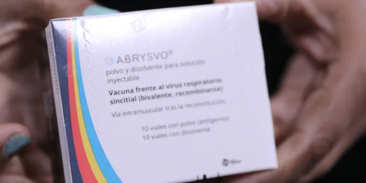 Llegan a Panamá más de 87 mil vacunas para prevenir el virus sincitial respiratorio