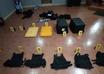 Fiscalía de Guatemala incauta equipo táctico y cartuchos en operativo por ataque contra esposa de diputado