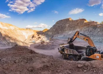 Dictadura de Nicaragua elimina consultas públicas ambientales y allana camino para más concesiones mineras a empresarios chinos