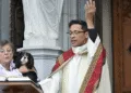 Sacerdote nicaragüense es nombrado obispo auxiliar de Newark, EEUU