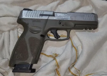 Tres pandilleros asesinados por pandillera adolescente de 15 años en la capital guatemalteca