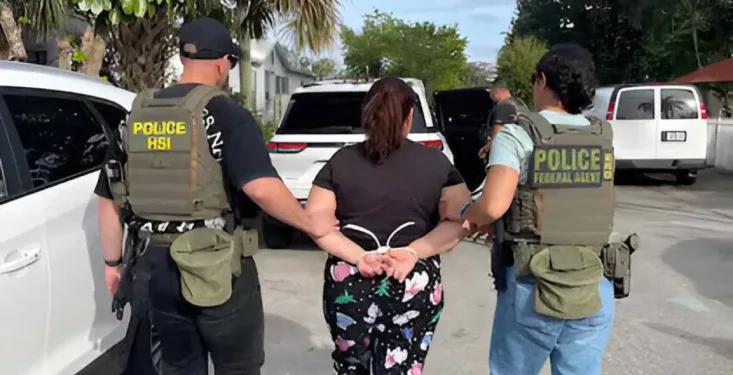 Hondureña multada con más de $1.8 millones  por ignorar orden de deportación en EEUU