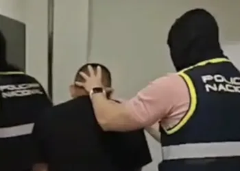 Capturan en España a  presunto pandillero buscado por delitos en El Salvador