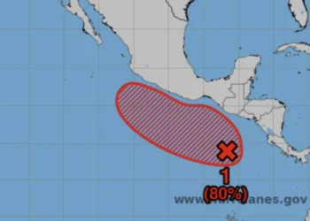 Advierten posible formación de tormenta tropical frente a costas de Centroamérica