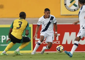 Guatemala cae 3-0 ante Jamaica pero clasifica a la siguiente fase de eliminatorias