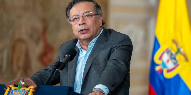 Petro dice que Fiscalía guatemalteca “obedece al crimen” tras orden de captura contra la fiscal de Colombia y exjefe CICIG