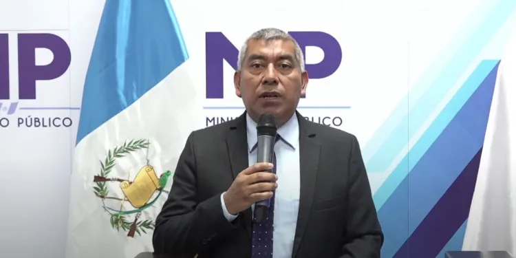 Fiscal guatemalteco intenta justificar órdenes de captura contra funcionarios colombianos ligados a la CICIG y dice “hubo abusos y acuerdos ilegales”