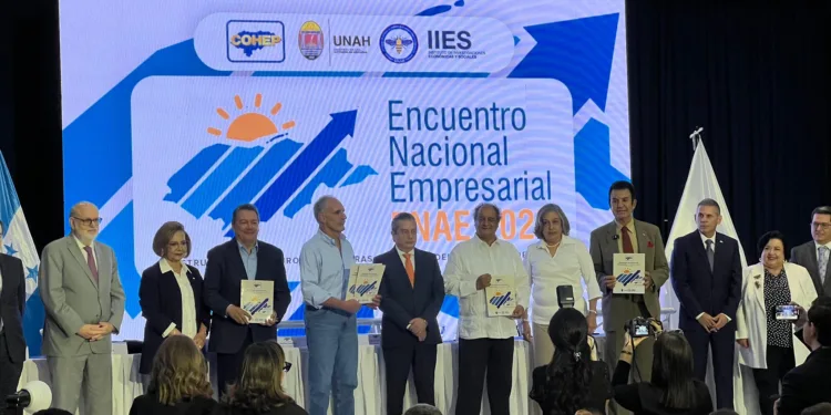 Gremial hondureña presenta Estrategia de Empresa Sostenible a candidatos presidenciales
