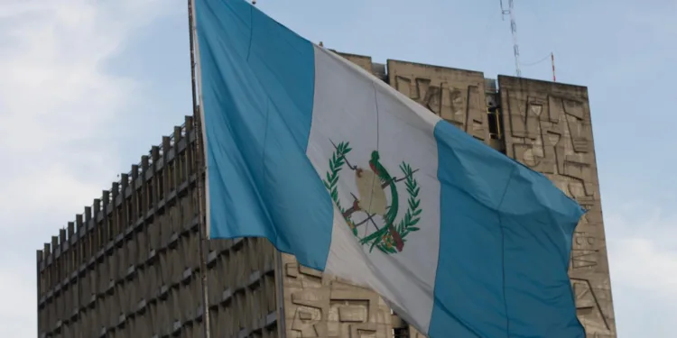 Guatemala es el país menos endeudado de Latinoamérica