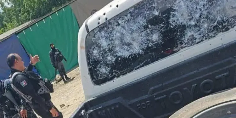 Policías mexicanos cruzan a Guatemala durante persecución y desatan enfrentamiento armado en La Mesilla, Huehuetenango