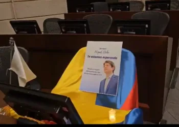 Rubén Blades condena la violencia política en Colombia y expresa solidaridad con candidato herido en atentado