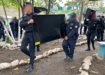 Director de policía guatemalteca confirma que algunos reos tienen “comodidades” en prisión autorizadas por jueces
