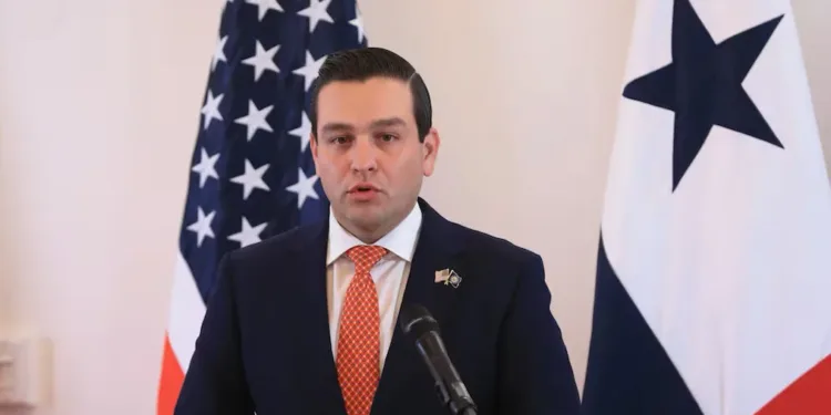 Embajador de EEUU en Panamá responde a críticas del presidente Mulino y cuestiona a China
