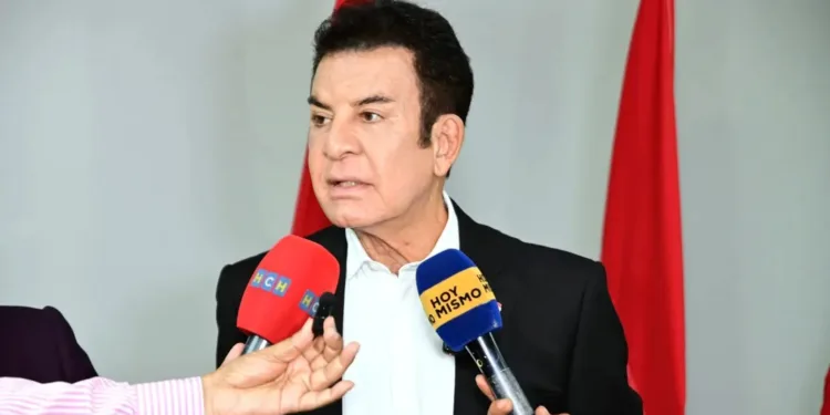 Honduras: Candidato presidencial liberal acusa a su rival oficialista de usar recursos del Estado para su campaña presidencial