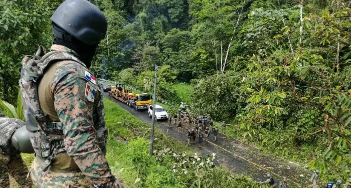 Panamá: Fuerzas públicas realizan operativos de liberación de calles en Bocas del Toro con detenciones y enfrentamientos