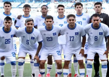 Copa Oro: El Salvador decepciona con un empate sin goles en su debut