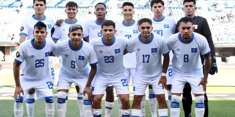 Copa Oro: El Salvador decepciona con un empate sin goles en su debut