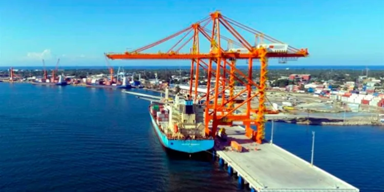 Fracasa licitación de escáneres en Puerto Cortés; Aduanas de Honduras confirma relanzamiento bajo supervisión del BID