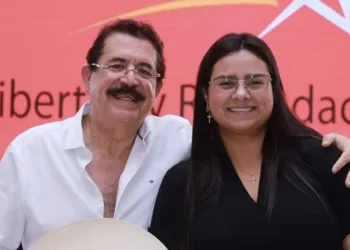 Filtran conversación telefónica donde diputada oficialista hondureña habla de uso de fondos estatales para apoyar estructuras del partido