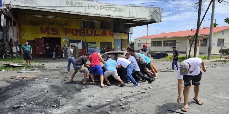Muerte de menor agrava de la crisis en Bocas del Toro: continúan disturbios, actos vandálicos y suspensión de garantías