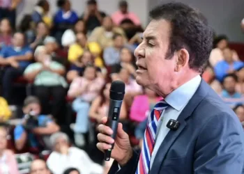 Candidato liberal respalda advertencia de congresista de EEUU contra posibles fraudes en elecciones hondureñas