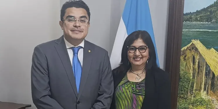 Xiomara Castro postula a la abogada Reina Rivera Joya para la CIDH