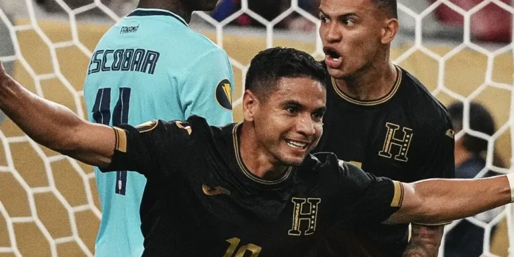 Honduras vence a Panamá en penales y avanza a semifinales de la Copa Oro 2025