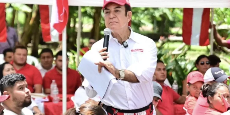 Honduras: Candidato presidencial liberal asegura tener ventaja de 10 puntos y afirma que “el narcofamilión está reventado”