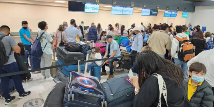 Cancelación de vuelos de Iberojet a Honduras activa investigación y reprogramación de pasajeros