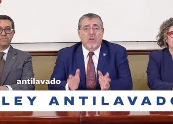 Presidente de Guatemala anuncia nueva ley antilavado para combatir el narcotráfico y crimen organizado
