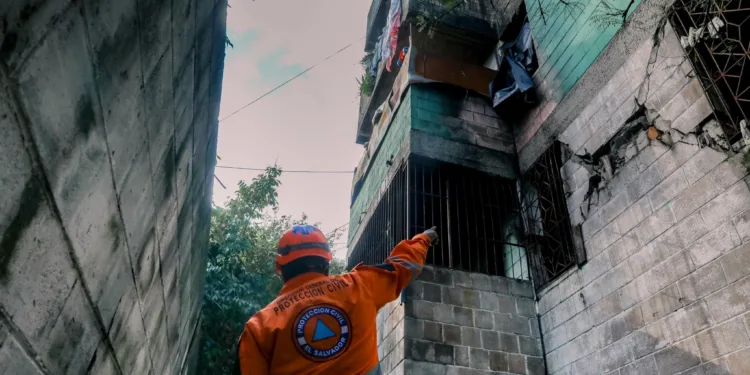 Serie sísmica en El Salvador deja al menos 67 viviendas dañadas: balance preliminar