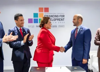 Honduras adquiere crédito por $50 millones con la OPEP para programas sociales