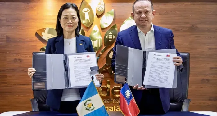 Taiwán refuerza su apoyo a Guatemala con donación de 45 vehículos al Ministerio de Desarrollo Social