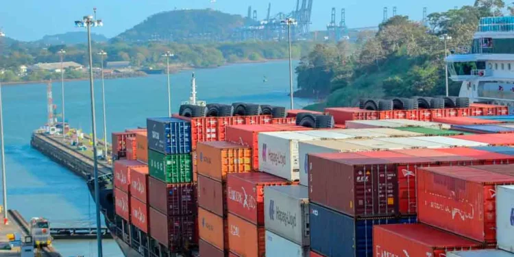 Panamá reporta récord en exportaciones a mayo, pese a caída en banano por huelga en Chiquita