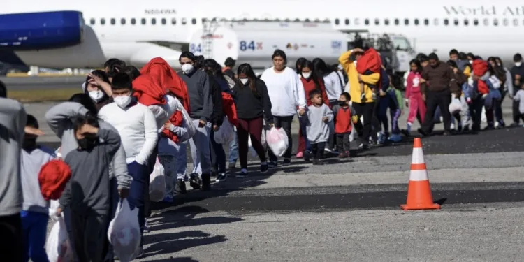 Guatemala busca agilizar el retorno de menores migrantes antes de que cumplan 18 años