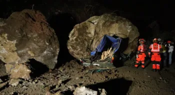 Guatemala: al menos dos muertos por sismos mientras continúan réplicas y se busca recuperar la normalidad