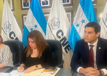 “Estamos atravesando una crisis sin precedentes”, dice presidenta del Consejo Electoral de Honduras ante renuncia de su colega