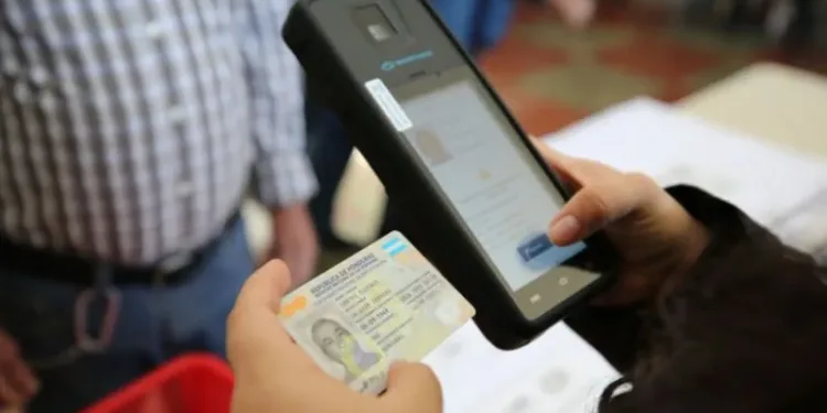 Salvador Nasralla rechaza contratación de Smartmatic para elecciones generales en Honduras