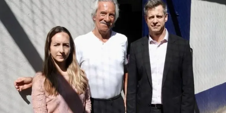 Embajadores de Reino Unido y Canadá visitan en prisión a periodista guatemalteco y reafirman compromiso con la libertad de expresión