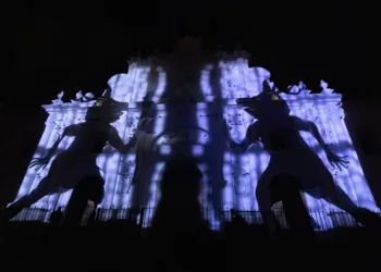 Festival de la Luz 2025 ilumina Antigua Guatemala con un homenaje a Miguel Ángel Asturias y al realismo mágico