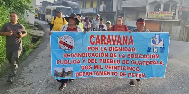 Gobierno de Guatemala fustiga a líder sindical de maestros y dice que por sus intereses se paraliza el país
