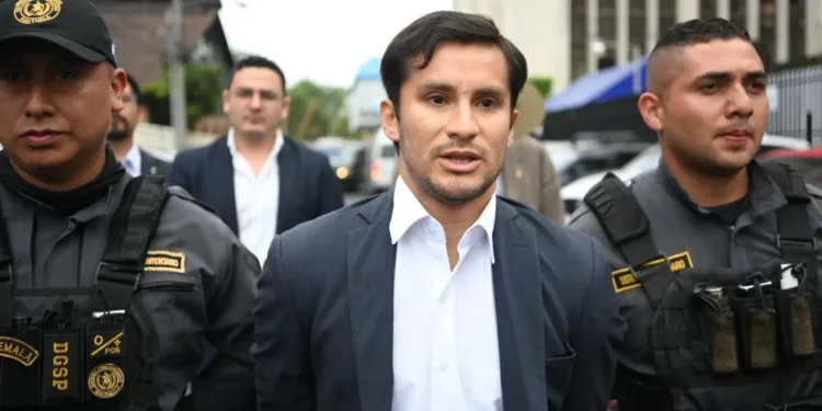Liberan a abogado guatemalteco acusado de falsedad ideológica en el caso del oficialista Movimiento Semilla